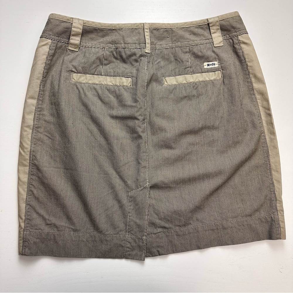 Converse One Star womens size 8 short pinstripe mini skirt - Picture 4 of 8